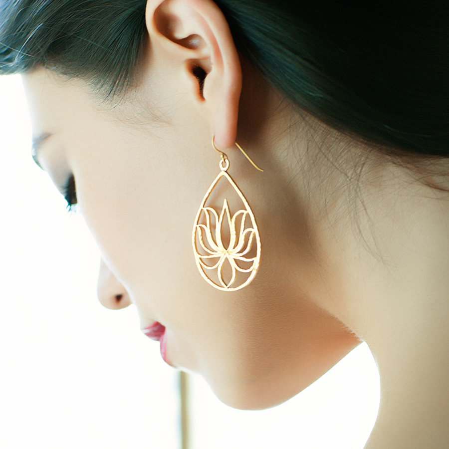 Gold Lotus Earrings - Teardrop Lotus