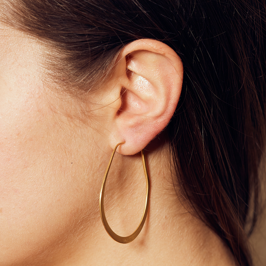 Minimalist gold 2025 hoop earrings